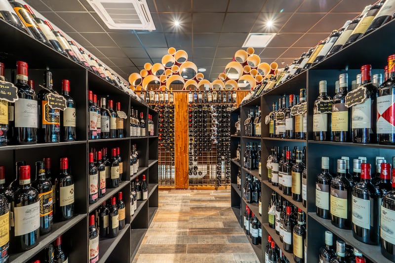 Bottles Dorado