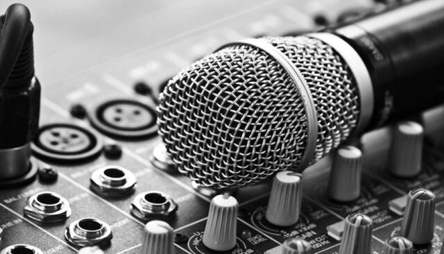 Cantante presenta candidatura a alcaldía de Dorado