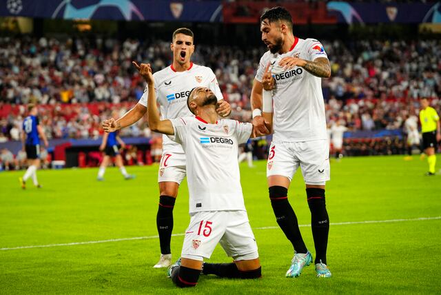 El Sevilla despierta en Europa
