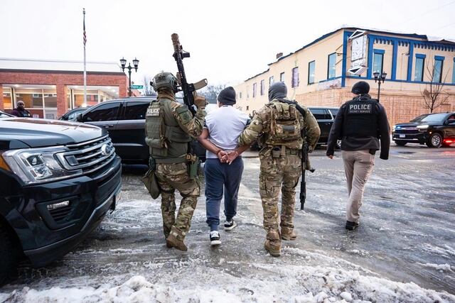 Trump amenaza con militarizar Minnesota tras un nuevo tiroteo de un agente migratorio