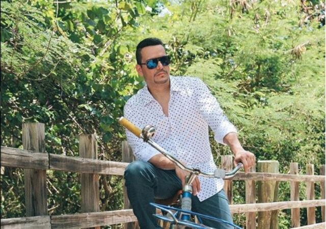 Víctor Manuelle saborea más la vida a los 50