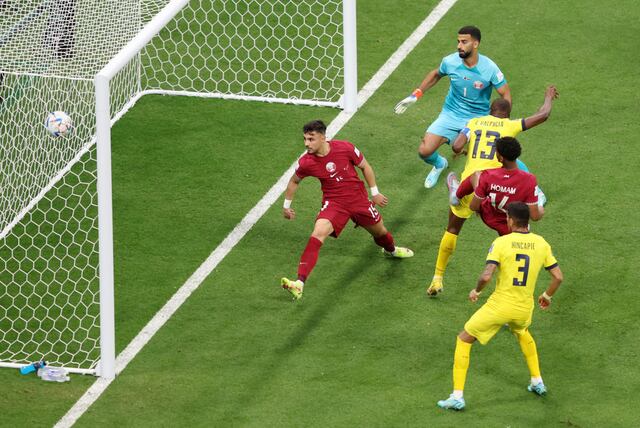 VIDEO: El polémico gol anulado de Ecuador ante Qatar en el Mundial