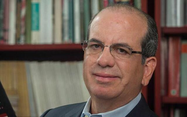 Aníbal Acevedo reacciona a "su pancarta" en el paro nacional