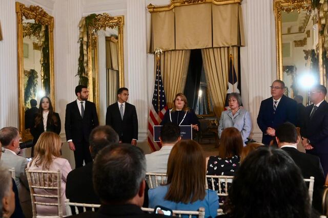 ¿Quiénes son y qué experiencia tiene el gabinete de Jenniffer González?