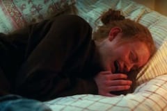 La razón por la que volvemos a ver series que nos hacen llorar