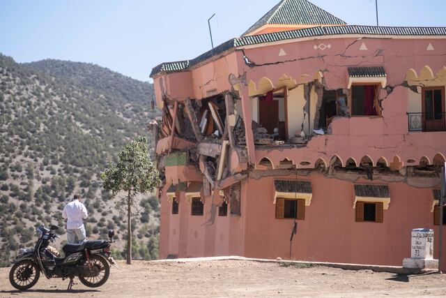 Marruecos continúa búsqueda de sobrevivientes del sismo más fuerte del siglo en el país