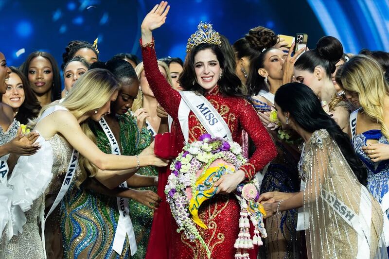 Ig / @missuniverse