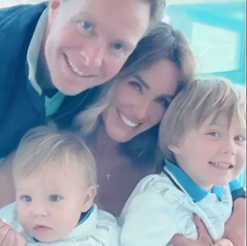 Instagram @anahi