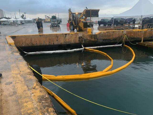 Continúa limpieza de petróleo frente al muelle 9 en San Juan