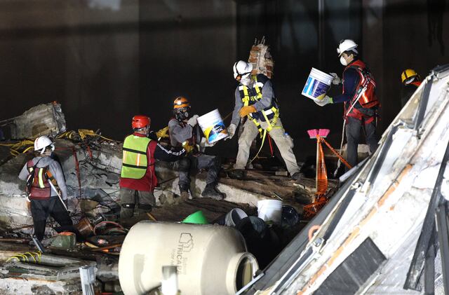 Se eleva cifra de muertos tras fuerte sismo en México