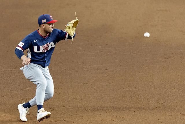Estados Unidos derrota a Canadá y se medirá a República Dominicana en semifinales