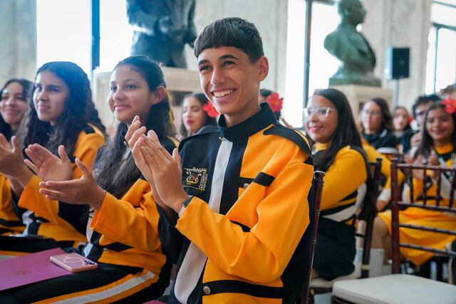 Reconocen a Banda Escolar de Yauco por triunfo internacional en West Virginia
