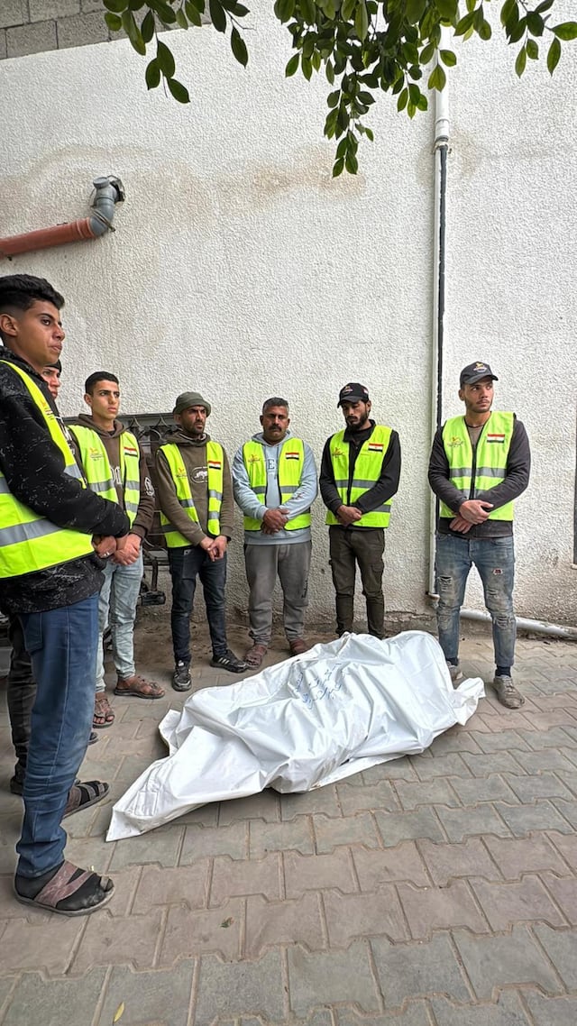 Once palestinos, incluidos tres fotoperiodistas, mueren en ataques israelíes en Gaza