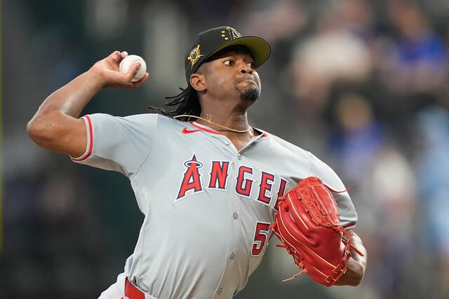 La salida más larga de Soriano e imparable de Pillar como emergente aseguran serie para Angelinos