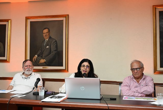 Activistas y Mariana Nogales alertan sobre vuelos para estudios de minerales en Puerto Rico