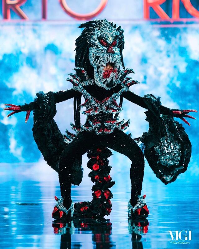 “El Chupacabras” clasifica entre los mejores 10 trajes de fantasía en Miss Grand International 2023