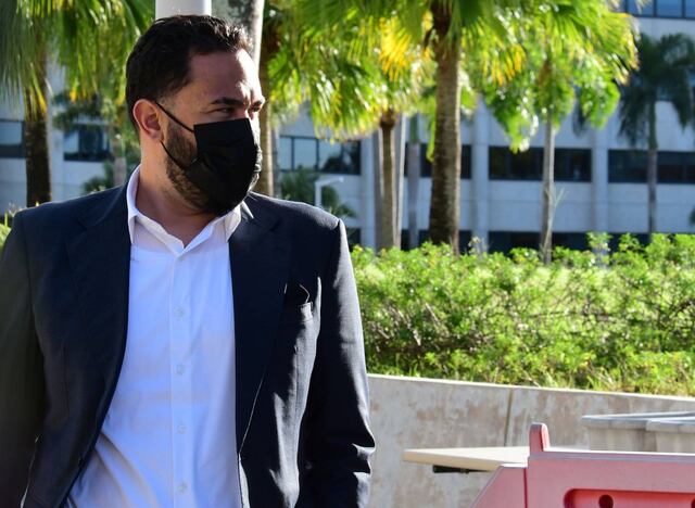 Juez le da permiso a Raphy Pina para que vaya al cumpleaños de su hija pero debe regresar temprano