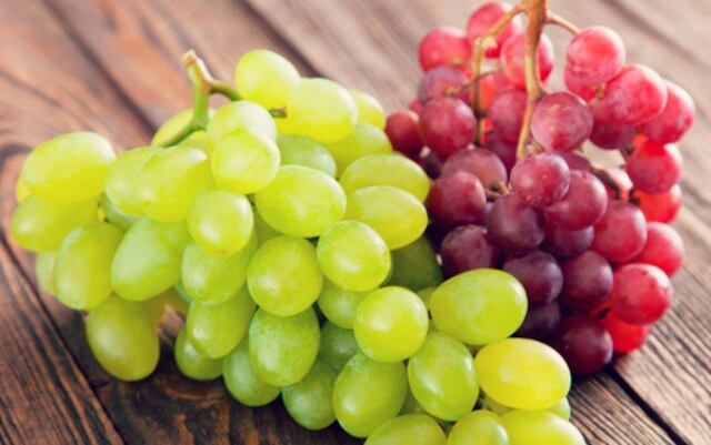 Comer uvas puede evitar la demencia y prolongar la vida, revela estudio