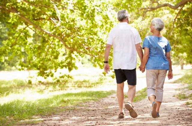 Caminar puede ayudarte a prevenir el deterioro cognitivo