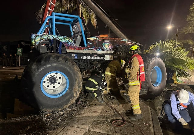 “Monster truck” fuera de control mata 3 personas y causa decenas de heridos en Colombia