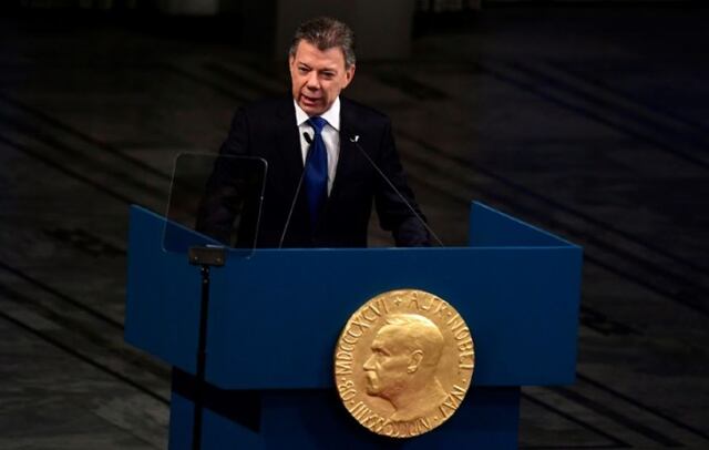 Santos pide a Petro que su proyecto de paz no opaque el acuerdo firmado hace siete años con las FARC