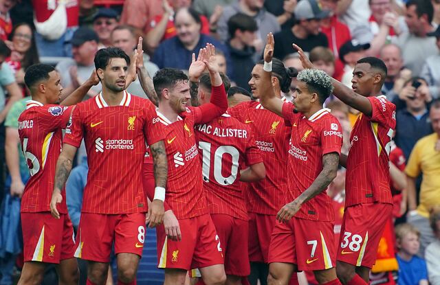 Liverpool toma la cima de la Liga Premier