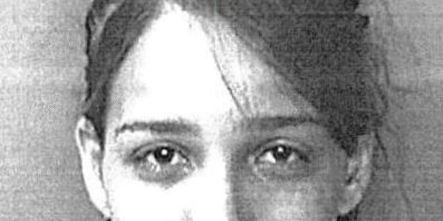 Encarcelan mujer sorprendida a bordo de carro robado