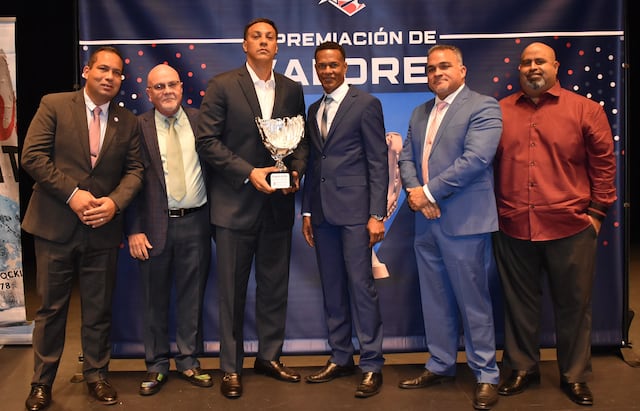 Federación de Béisbol reconoce a los más destacados del 2021
