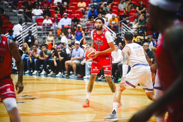 Santurce defiende la cueva ante los Gigantes de Carolina