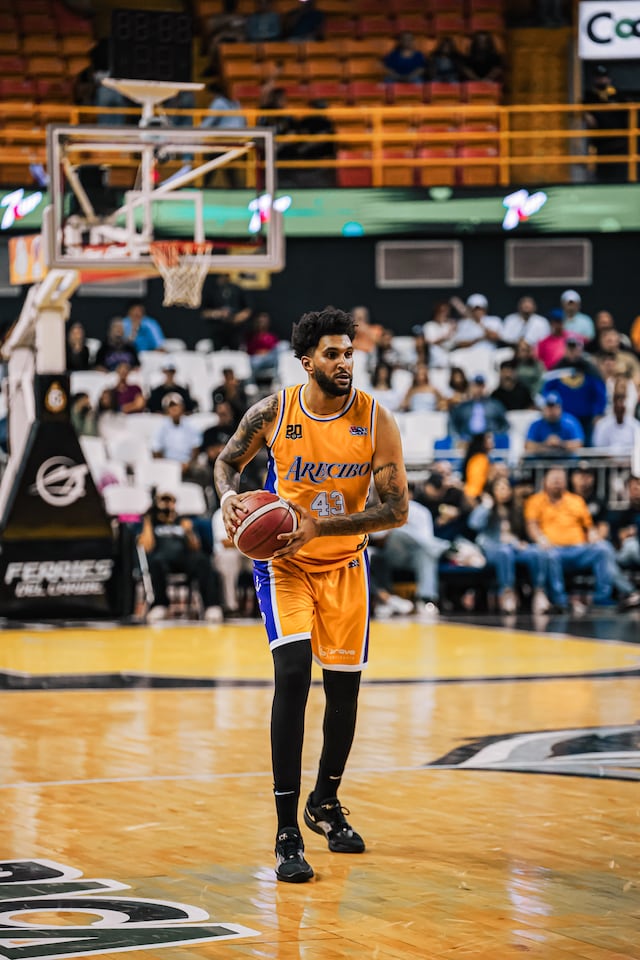 Capitanes e Indios se apuntan victorias en el BSN