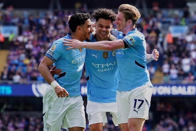 Kevin De Bruyne impulsa remontada del City sobre Crystal Palace en la Liga Premier