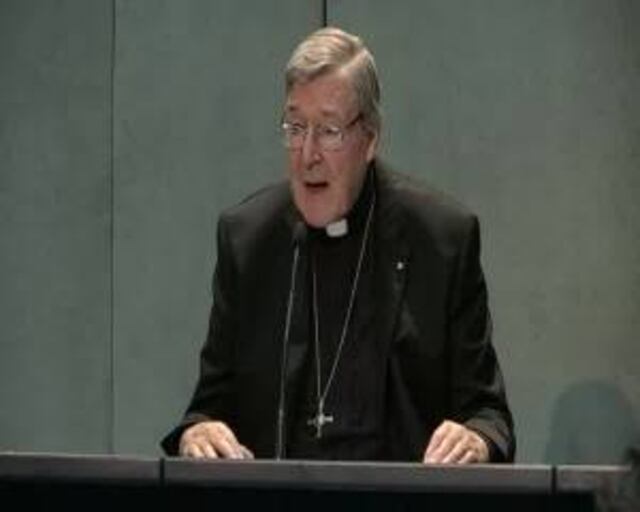 El papa da excedencia al cardenal Pell, que se declara inocente de pederastia