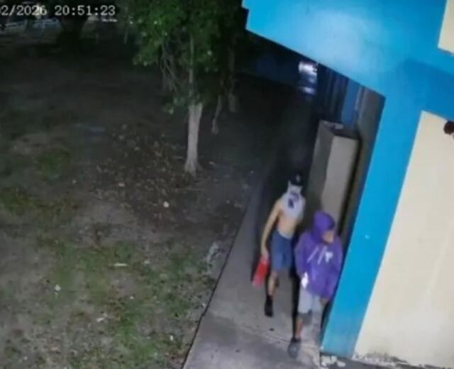 Intervienen con menores que intentaban hurtar computadoras en escuela de San Juan