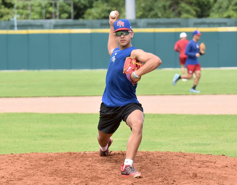 E lanzador Joniel Miranda durante un entrenamiento en San Juan. EFE/ Federación de Béisbol de Puerto Rico
