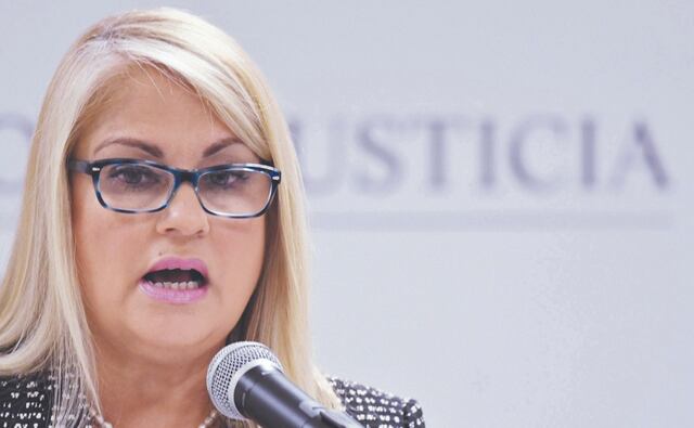 Causa para juicio contra mujer por abandonar e intentar vender a su bebé