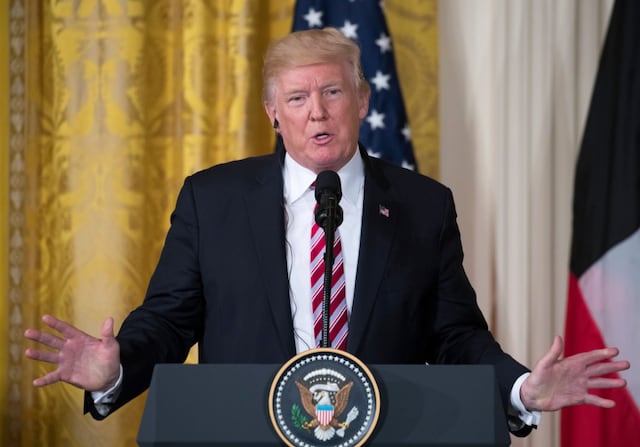 Trump dice que visitará Puerto Rico