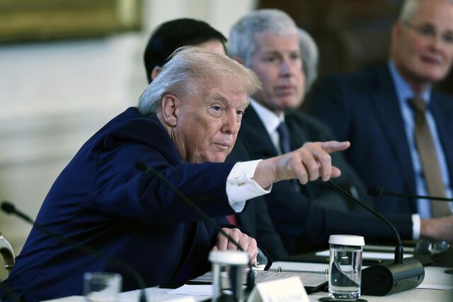 Trump invita a China y Rusia a comprar crudo venezolano gestionado por EE.UU.