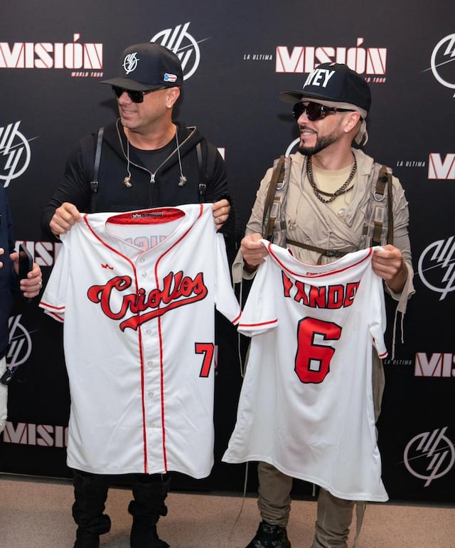 Wisin & Yandel Co–Apoderados de los Criollos de Caguas