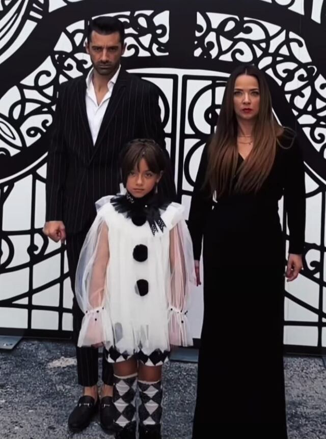 Adamari López y Toni Costa se visten de los Locos Adams para festejar cumpleaños de Alaïa