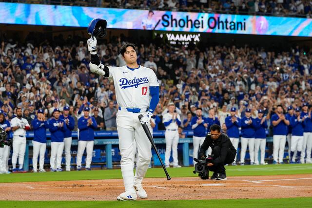 Shohei Ohtani debuta finalmente en los playoffs