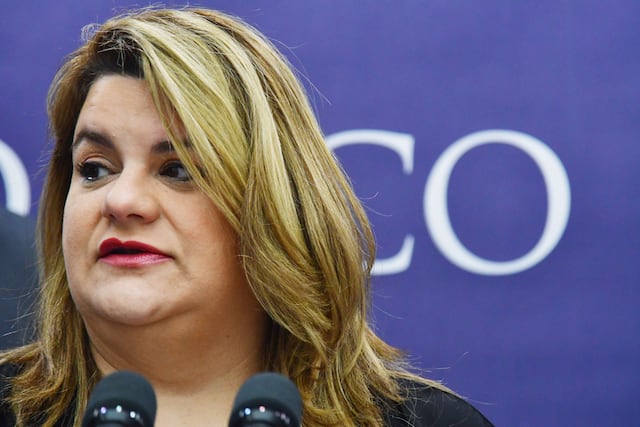 Pensionados entregarán cartas en Fortaleza para pedir reunión con Jenniffer González