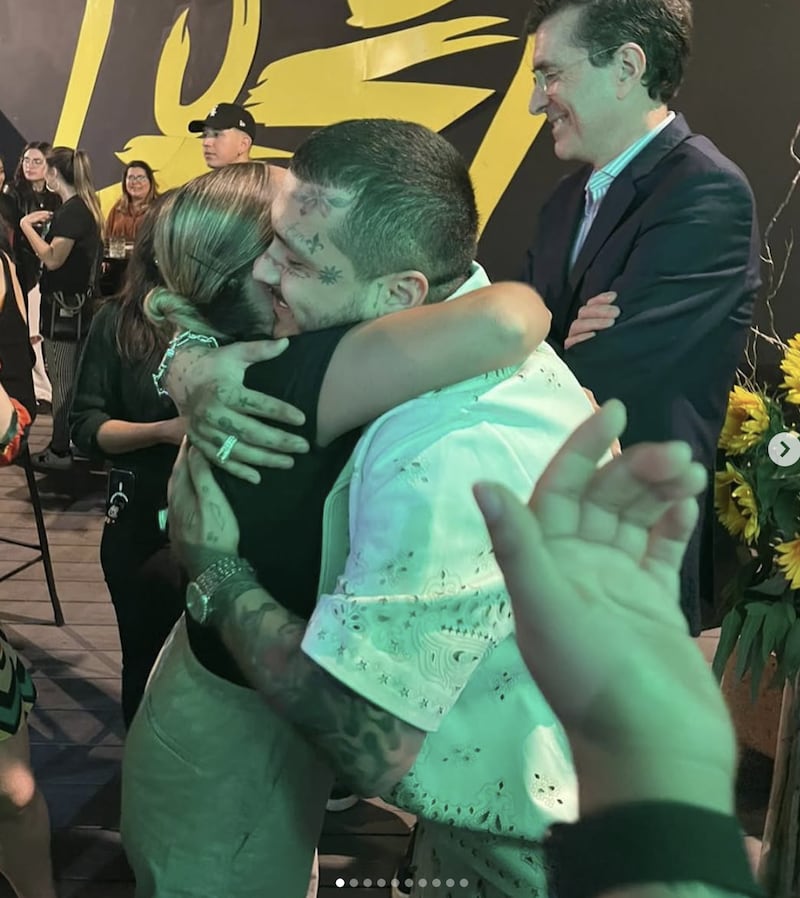Rebeca Delgado, la mujer que Nodal mencionó en los Latin Grammy