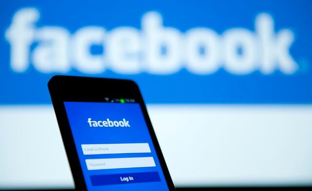 Facebook elimina cuentas de noticias falsas