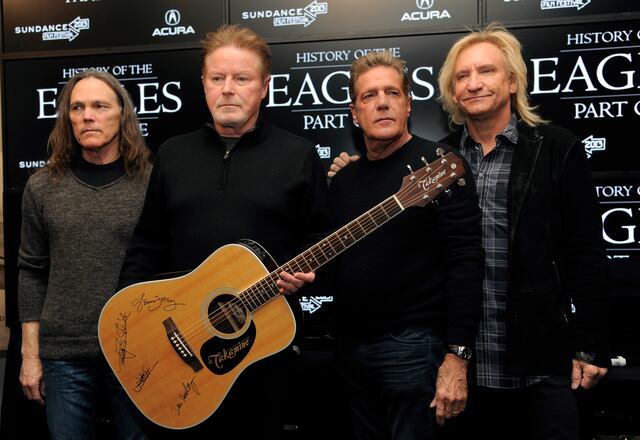Comienza juicio por letra escrita a mano de “Hotel California”