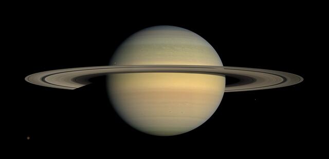 ¿A qué hora ver la conjunción entre la Luna y Saturno desde Puerto Rico?