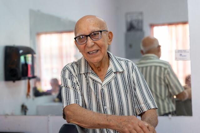 Utuado reconoce a José Arocho Cortés por casi 70 años  de servicio como barbero de su pueblo