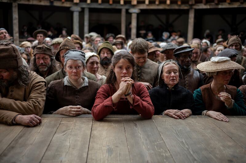 Jessie Buckley en una escena de 