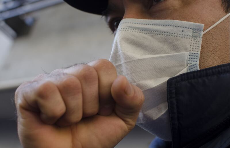 La tos y gripa son las afecciones más comunes por los cambios repentinos de temperatura. | Foto: Cuartoscuro