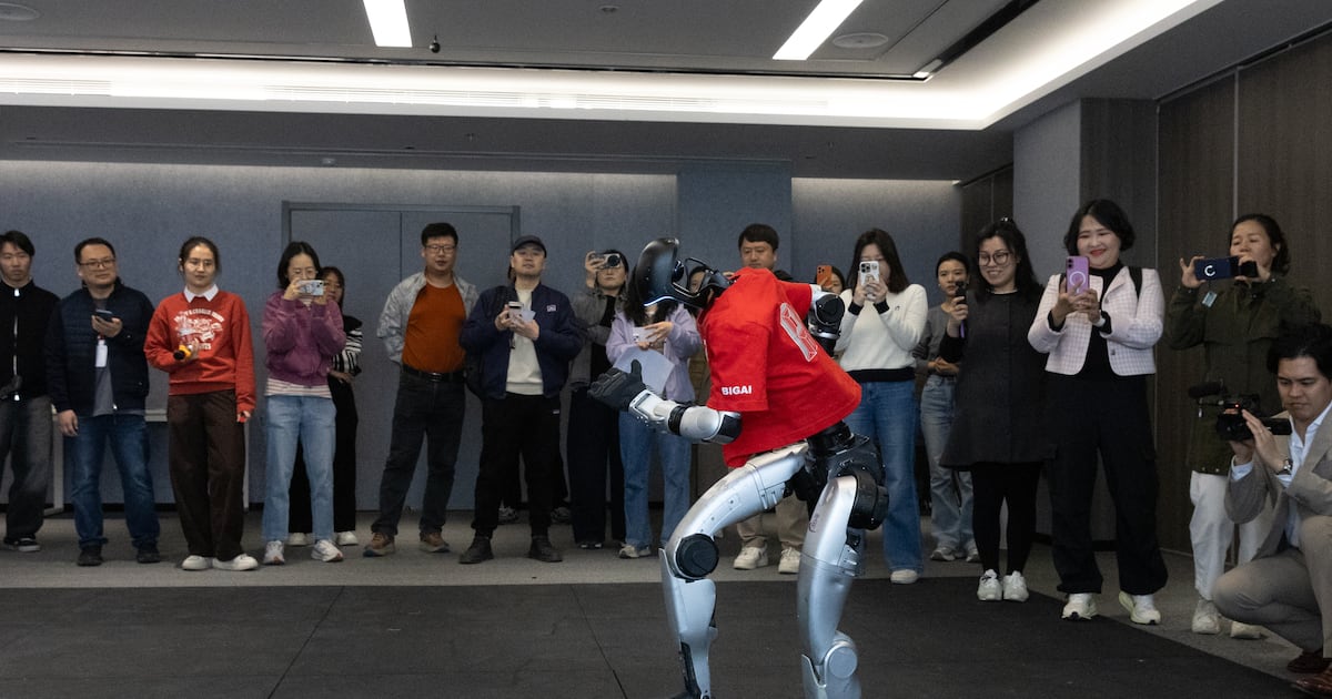 Porto Rican Robot China reunirá a cientos de robots en su próxima media maratón humanoide ...