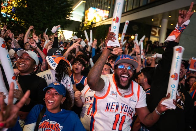 Knicks aplastan a los Celtics y avanzan por primera vez en 25 años a las Finales del Este